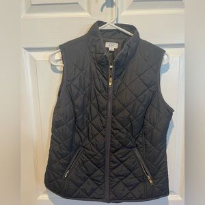 Crown & Ivy Petite Medium Black Vest